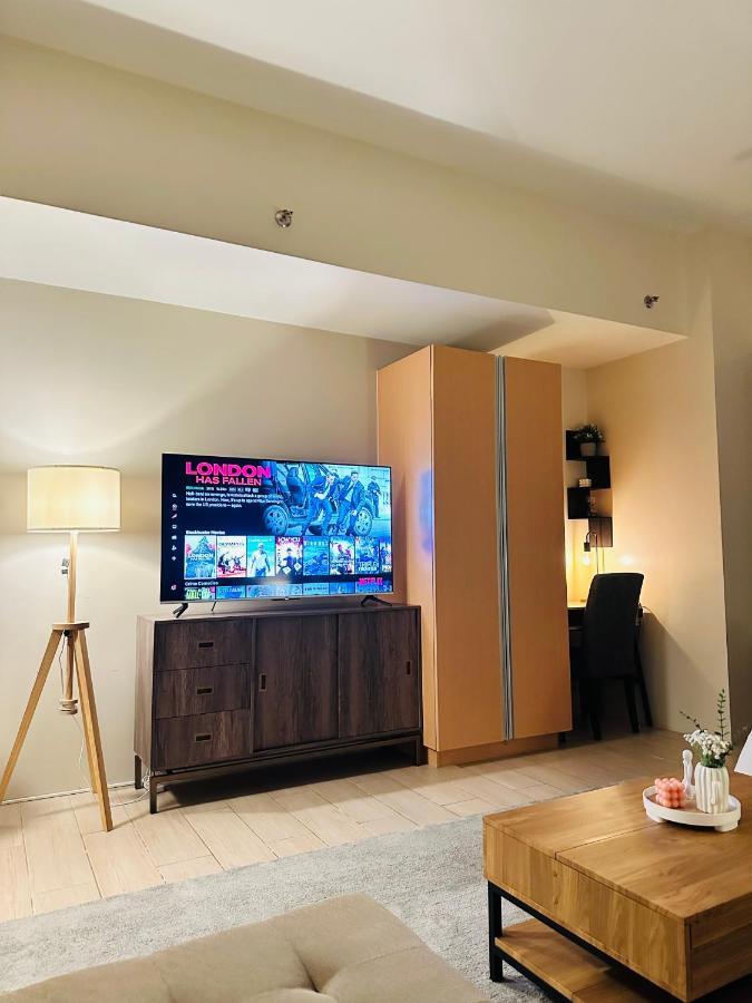 81 Newport Condominium Cluster 5 3A By Rechelle Nunag Pasay Eksteriør billede