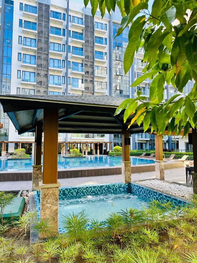 81 Newport Condominium Cluster 5 3A By Rechelle Nunag Pasay Eksteriør billede