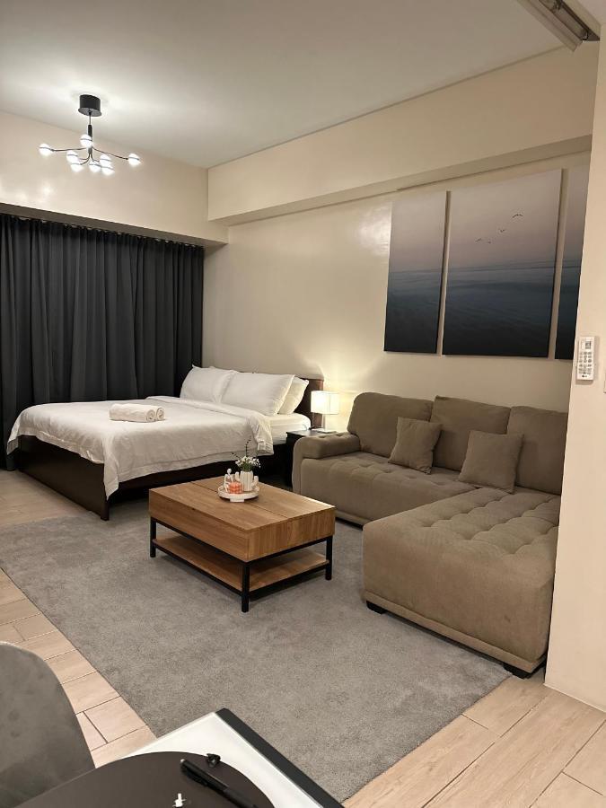 81 Newport Condominium Cluster 5 3A By Rechelle Nunag Pasay Eksteriør billede
