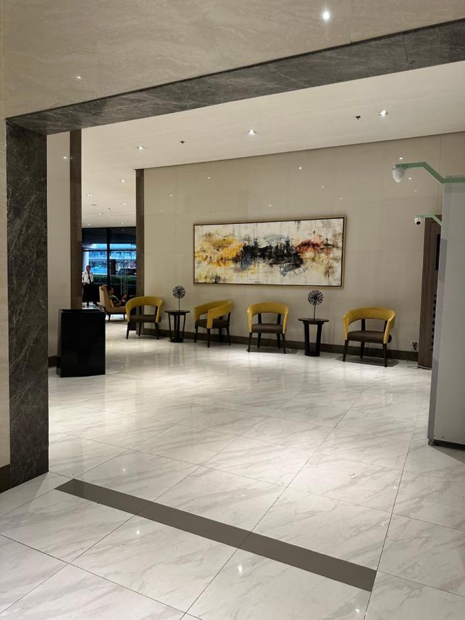 81 Newport Condominium Cluster 5 3A By Rechelle Nunag Pasay Eksteriør billede